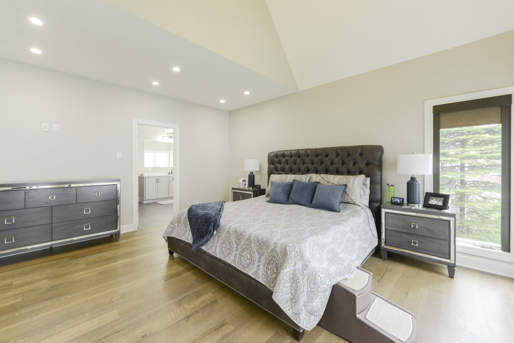 Mikan Custom Homes
