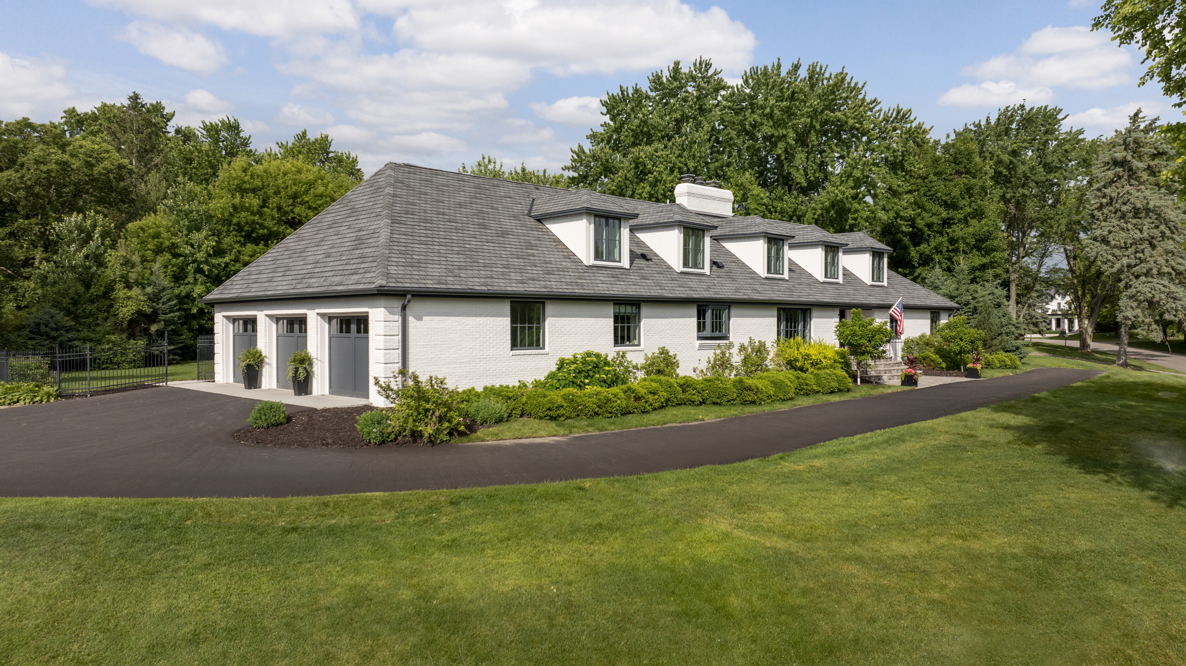 Mikan Custom Homes