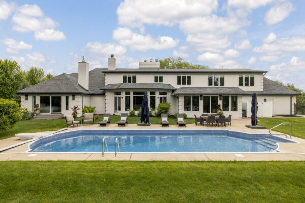 Mikan Custom Homes